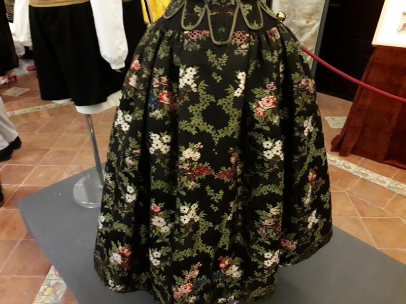 Il Museo della Seta 1 VESTITO SETA NERA